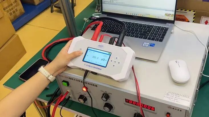 回路電阻測試儀使用現(xiàn)場